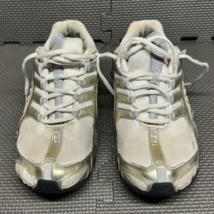 Nike Shox Navina Sneakers